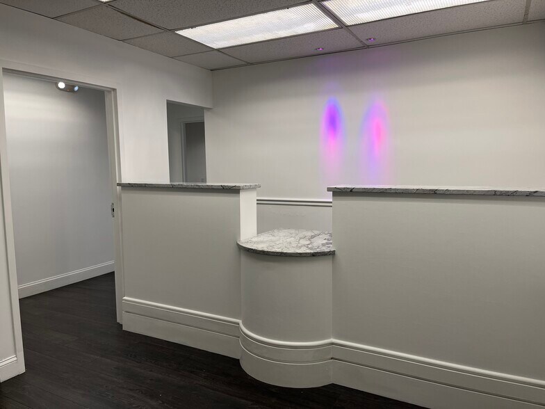 More Photos Of 14332-14430 Richmond Hwy, Woodbridge Unknown For Lease