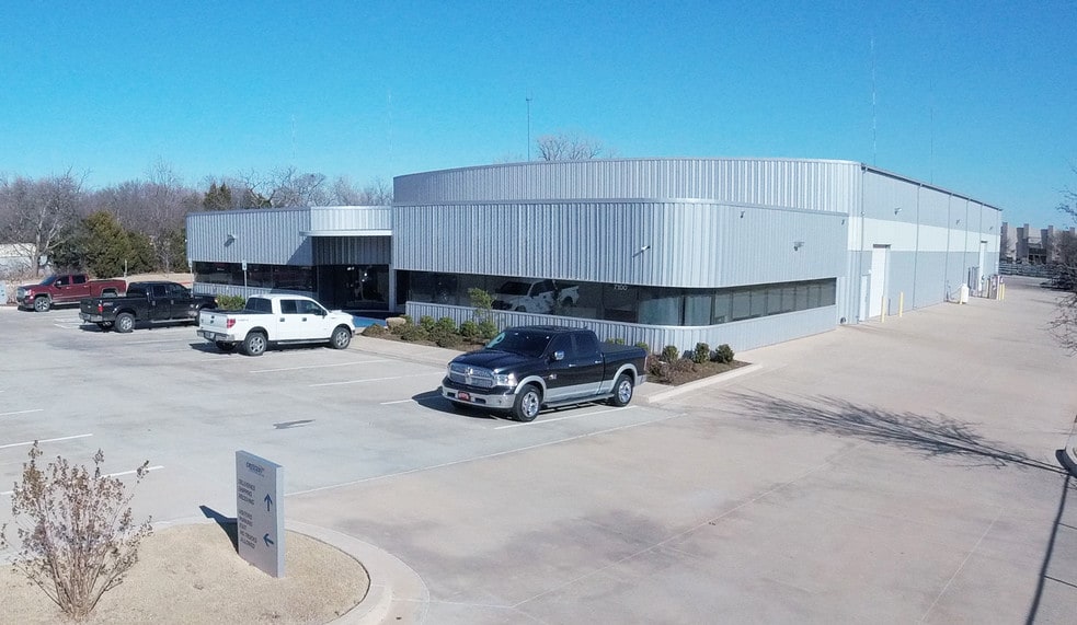 More Photos Of 7100 N Santa Fe Ave, Oklahoma City Manufacturing For Lease
