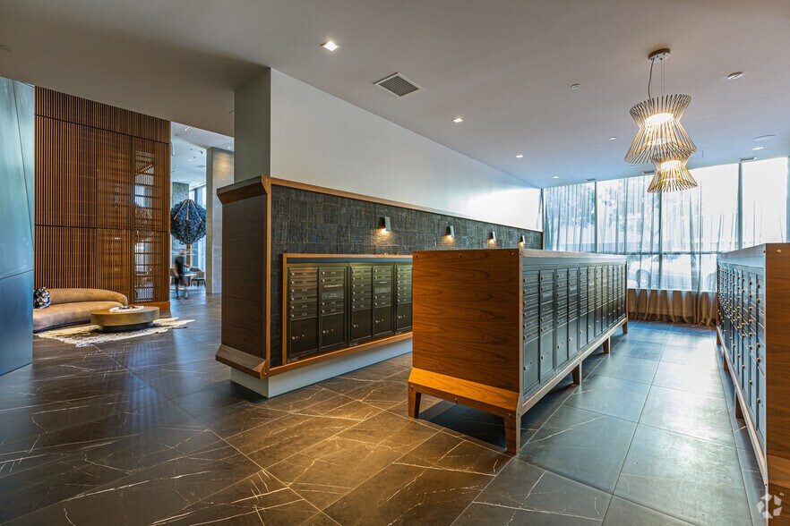 More Photos Of 702 Broadway, San Diego Apartments For Lease