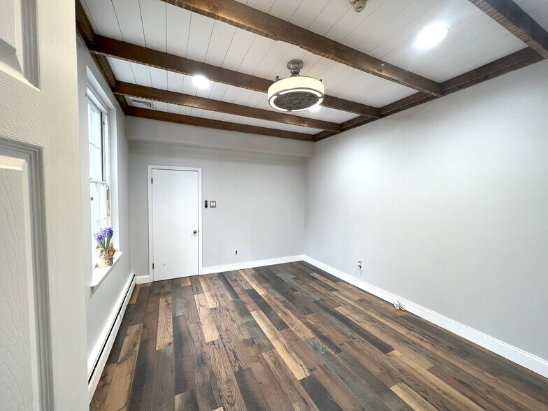 More Photos Of 26 S Church St, West Chester Office For Sale