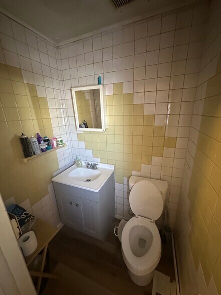 More Photos Of 2345 Cedar St, Holt Apartments For Sale