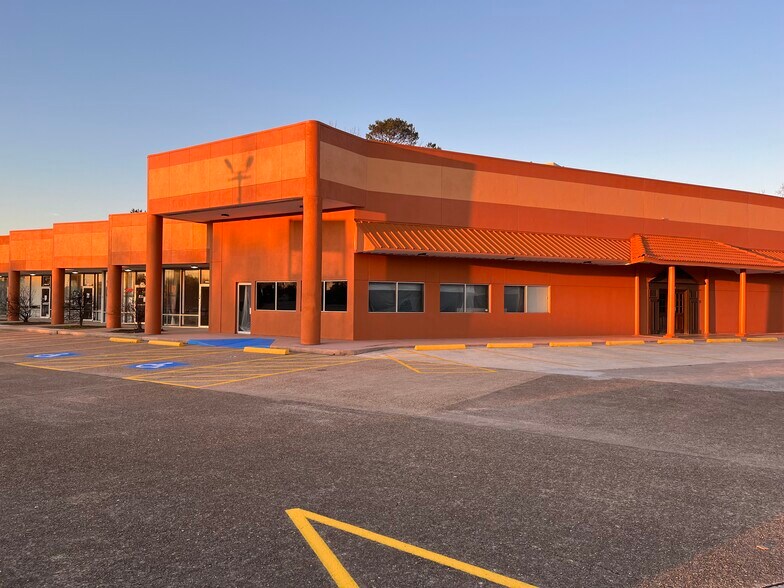 More Photos Of 18405 SH 249, Houston General Retail For Lease