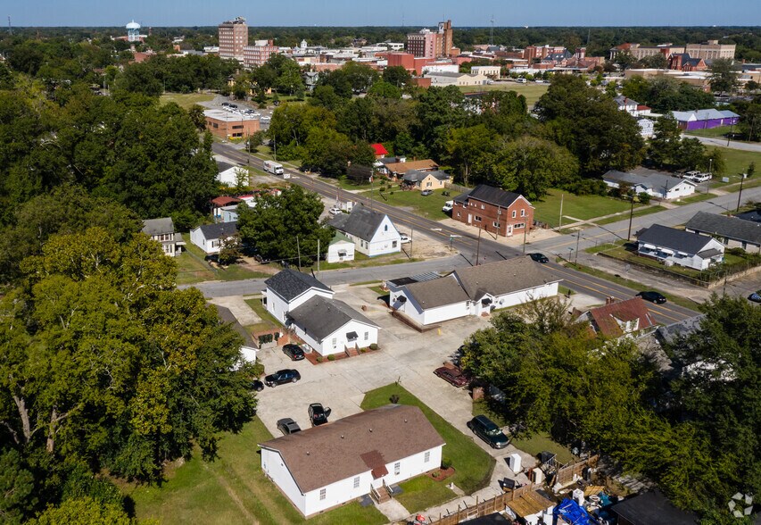 More Photos Of 306 W Pine St, Goldsboro Apartments For Sale