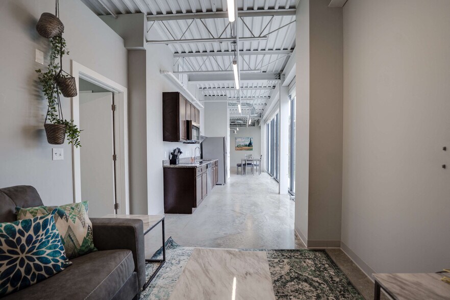 More Photos Of 603 East St, Parkville Multifamily For Sale
