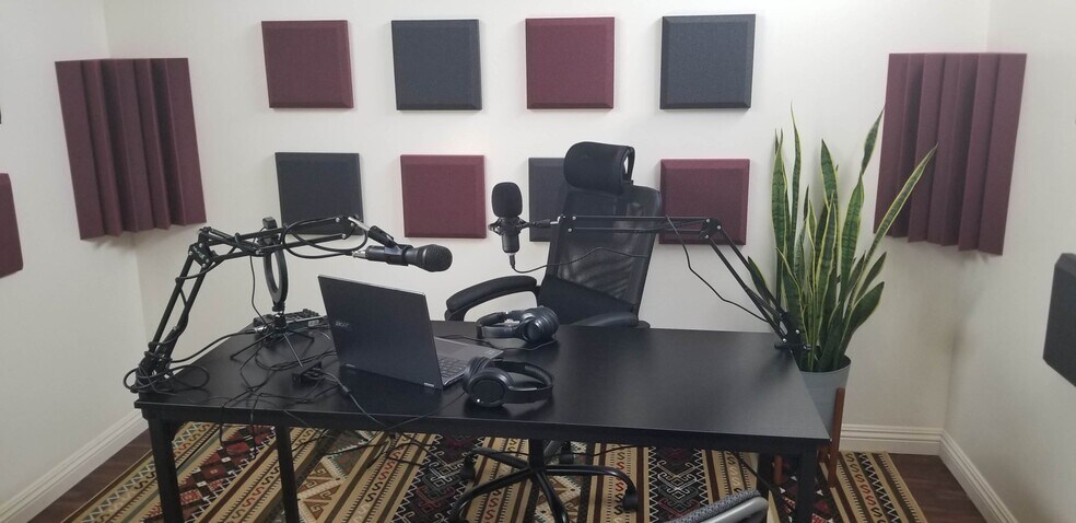 More Photos Of 25433 Narbonne Ave, Lomita Coworking Space