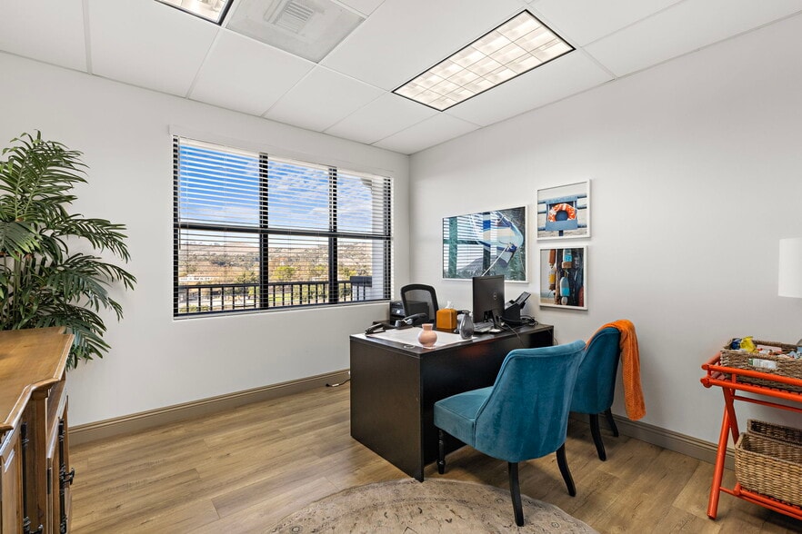 More Photos Of 31601 Avenida Los Cerritos Rd, San Juan Capistrano Office For Sale