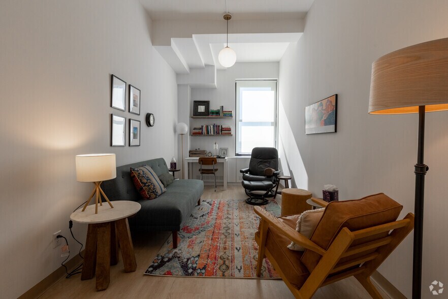 More Photos Of 26 Court St, Brooklyn Office Residential For Lease