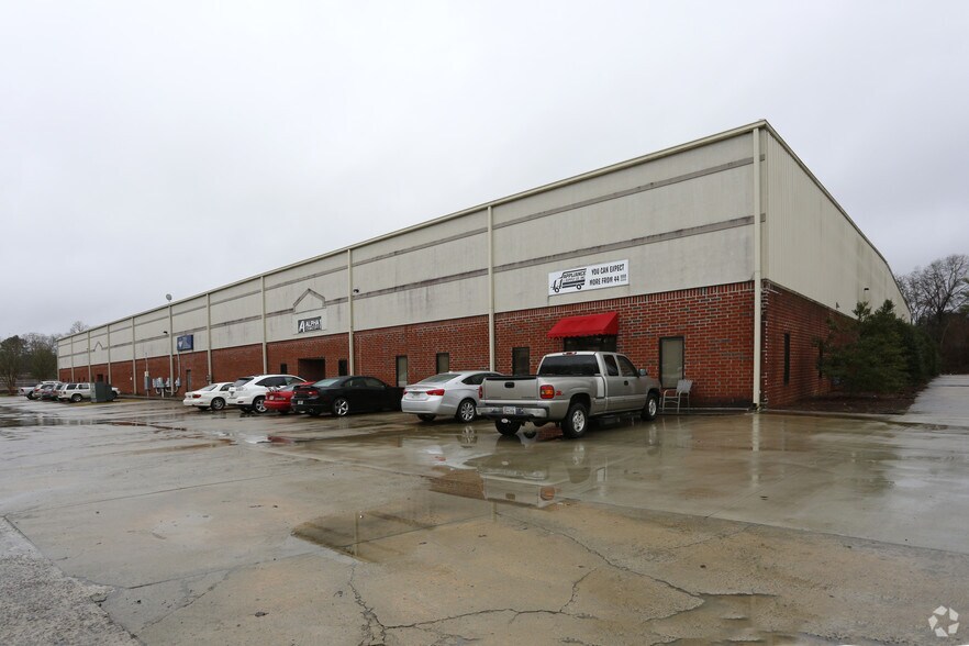 Primary Photo Of 8105 Cobb Center Dr, Kennesaw Warehouse For Lease