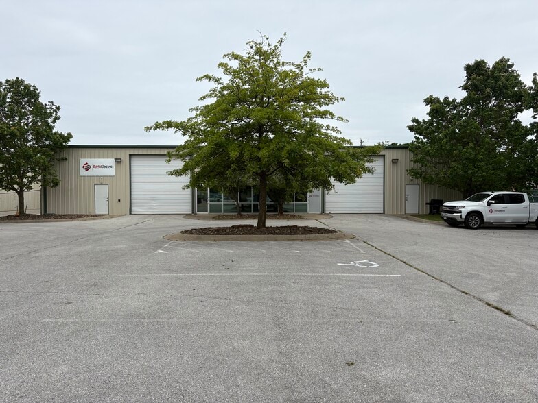 More Photos Of 208 Commercial Ave, Lowell Warehouse For Sale