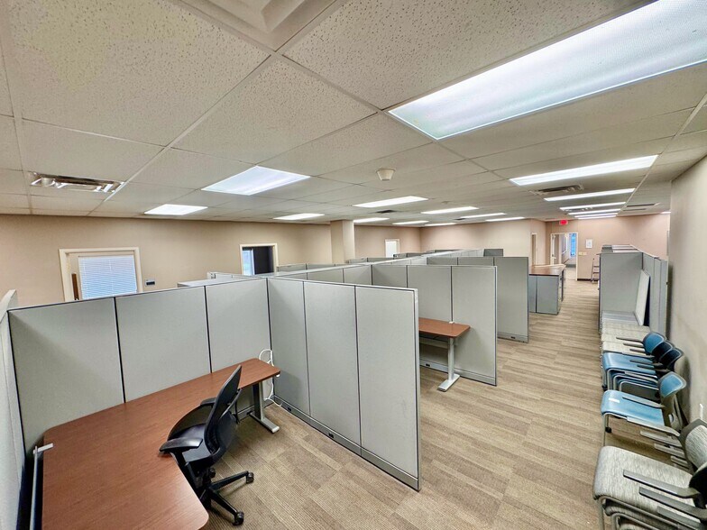 More Photos Of 1200 Bensdale Rd, Pleasanton Warehouse For Lease