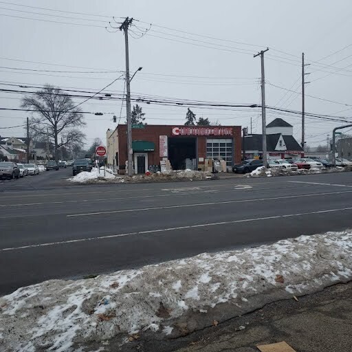 More Photos Of 2100 Jericho Tpke, Garden City Park Warehouse For Lease