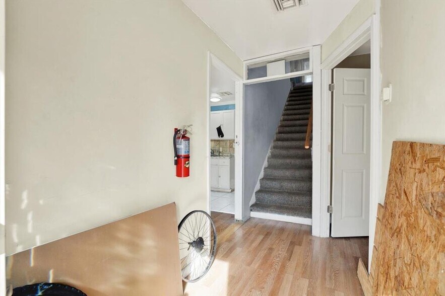 More Photos Of 5210 N Nebraska Ave, Tampa Apartments For Sale