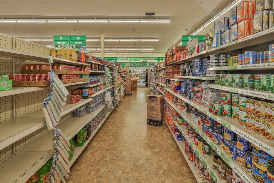 More Photos Of 8718 Highway 22, Dresden Storefront For Sale