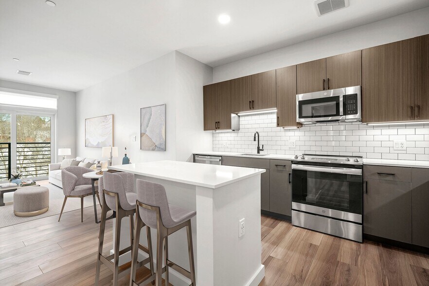 More Photos Of 22 Washington St, Weymouth Apartments For Lease