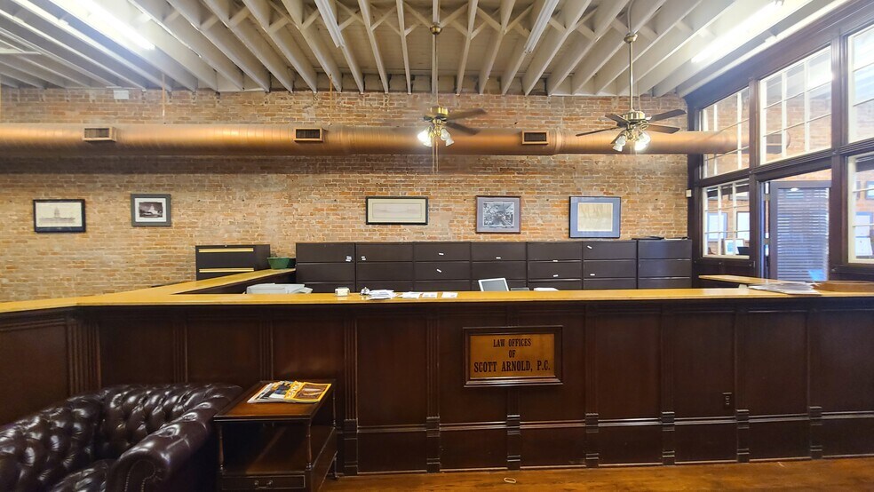 More Photos Of 310 Main St, Houston Office For Lease