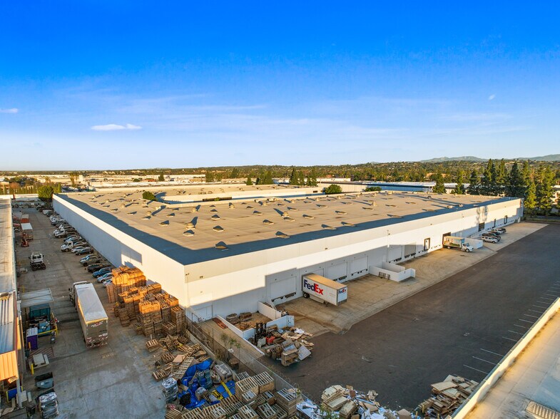 Primary Photo Of 2100 E Valencia Dr, Fullerton Warehouse For Lease