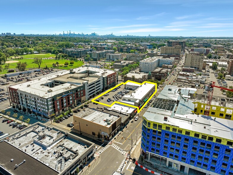 More Photos Of 286-300 Main St, Hackensack Storefront Retail Office For Lease