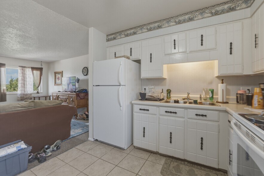 More Photos Of 1447 Nokomis Dr, Colorado Springs Apartments For Sale