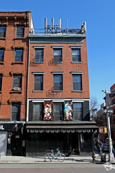 More Photos Of 164 1st Ave, New York Apartments For Lease
