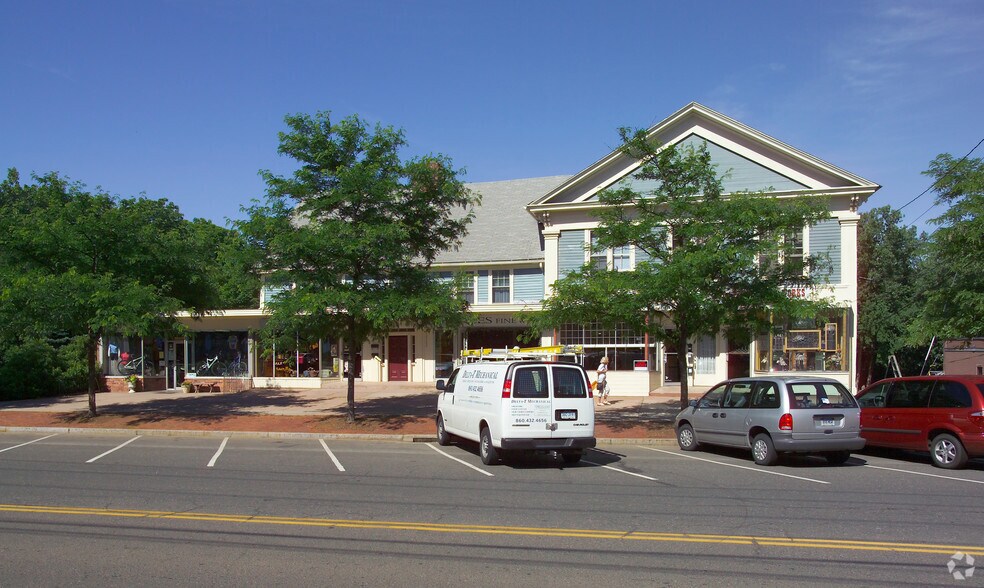 More Photos Of 2283-2289 Main St, Glastonbury Storefront For Lease