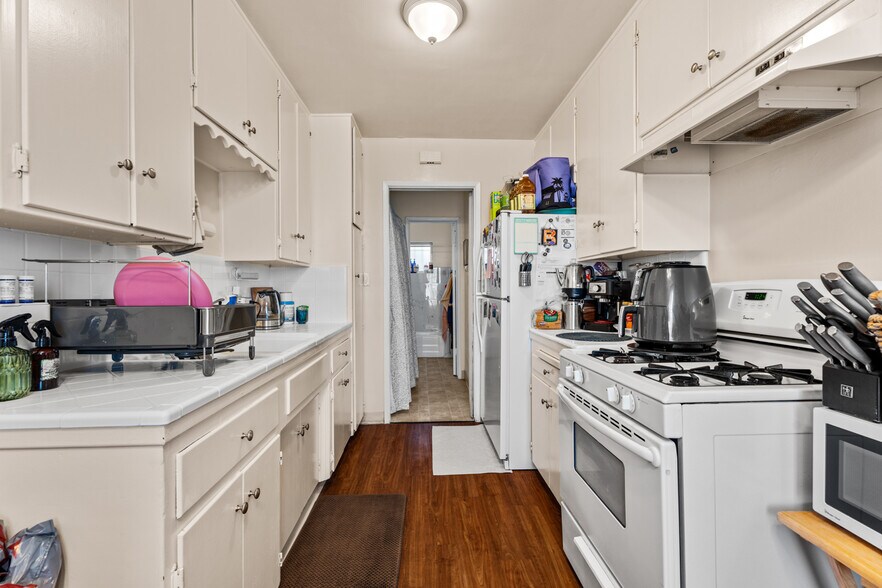 More Photos Of 5707 Mildred St, San Diego Apartments For Sale