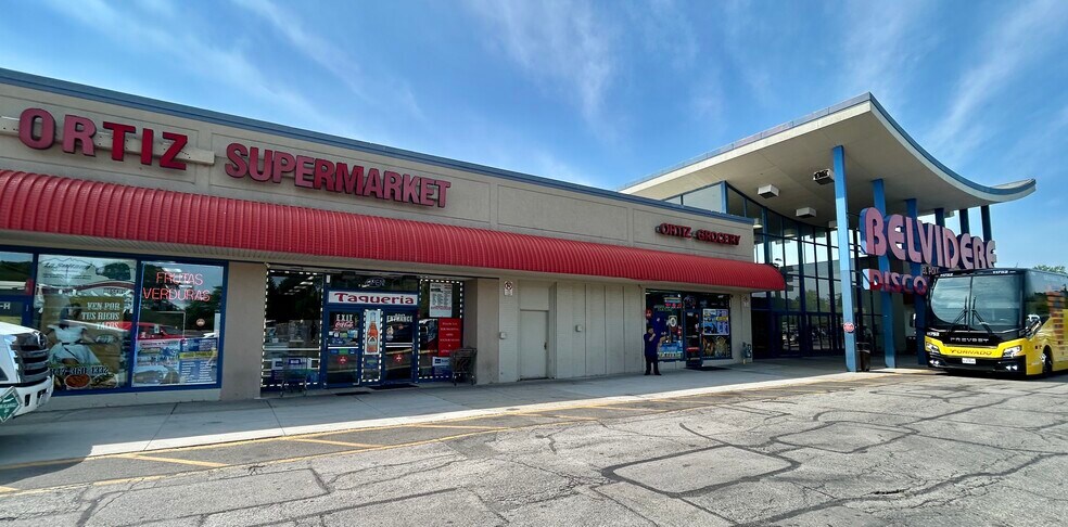 More Photos Of 2135-2251 Belvidere Rd, Waukegan Unknown For Lease