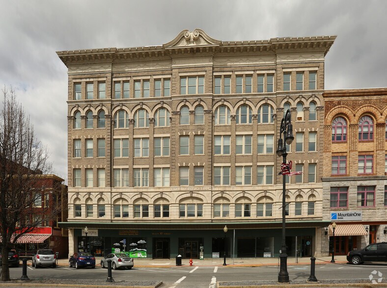 More Photos Of 81 Main St, North Adams Office For Lease