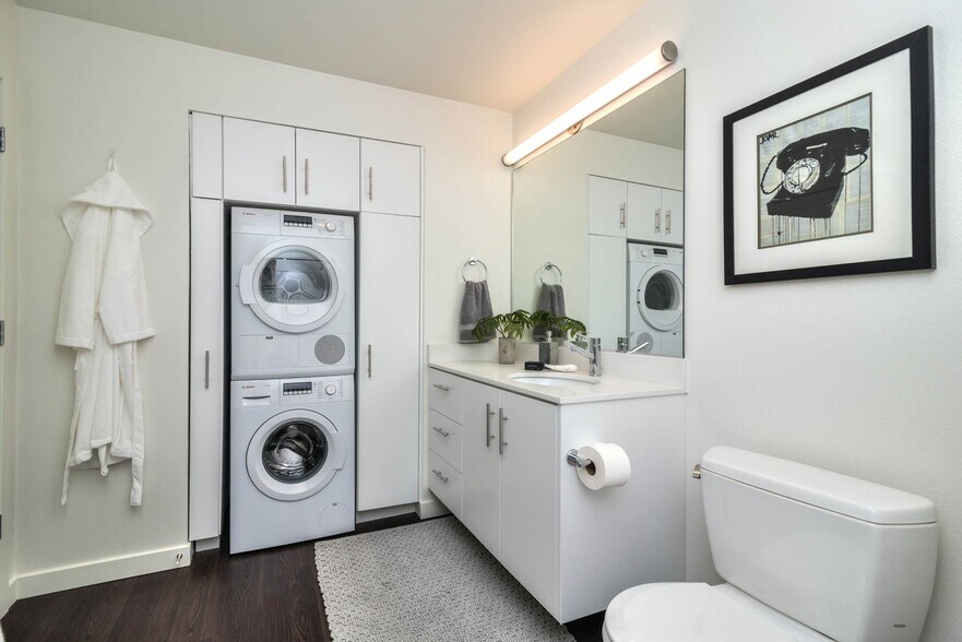 More Photos Of 1515 NW 21st Ave, Portland Apartments For Lease