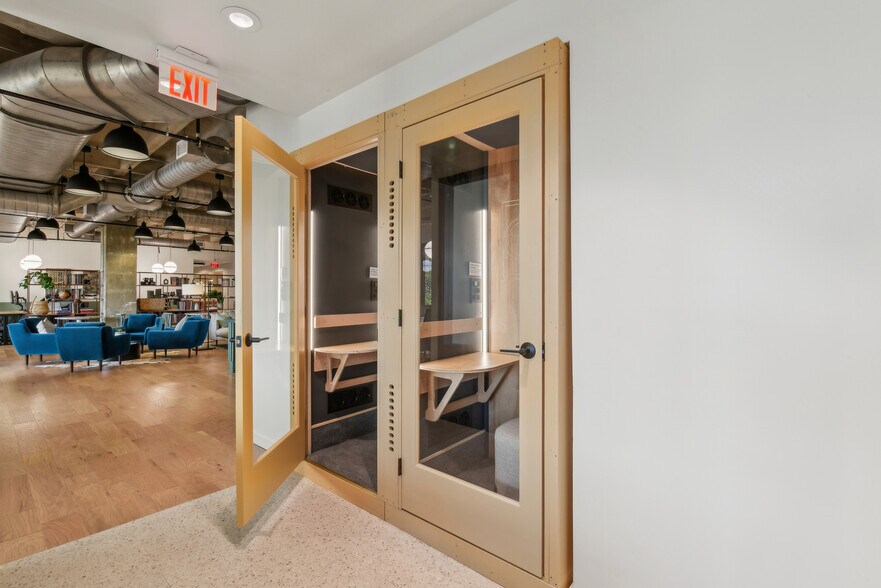 More Photos Of 711 Navarro St, San Antonio Coworking Space