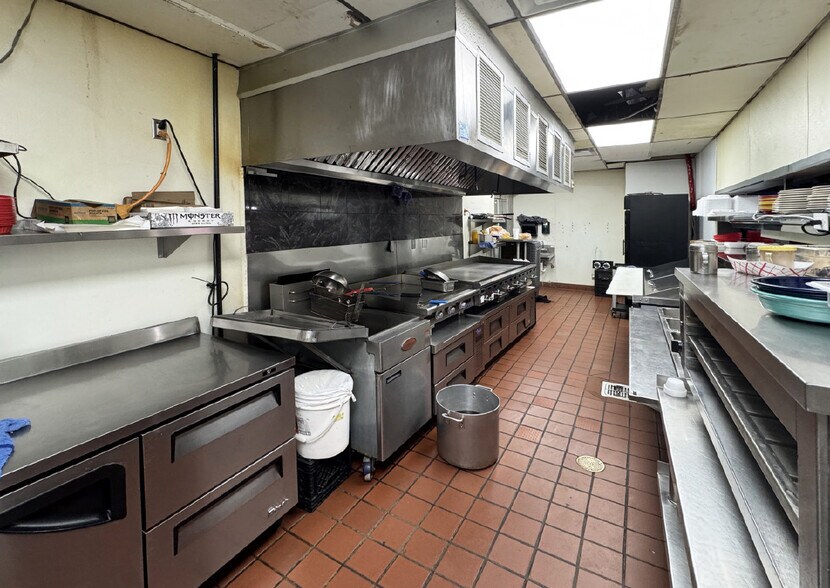 More Photos Of 2350 N Main St SE, Los Lunas Freestanding For Sale
