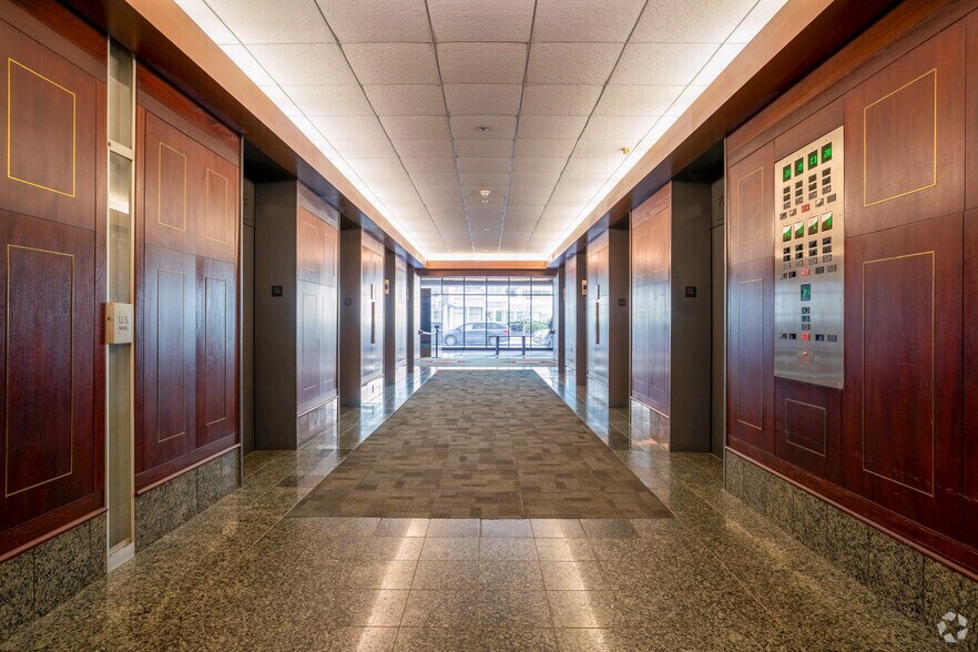 More Photos Of 1500 Main St, Springfield Coworking Space