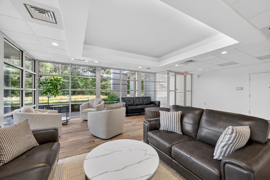 More Photos Of 440 Hillcrest Dr, Commerce Medical For Lease