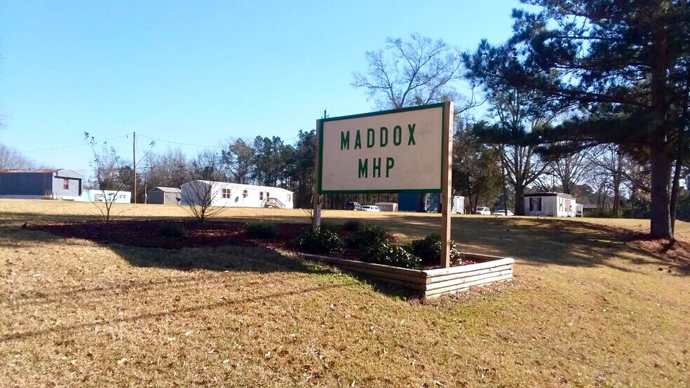 Primary Photo Of 100 Maddox Dr, Crystal Springs Manufactured Housing Mobile Home Park For Sale