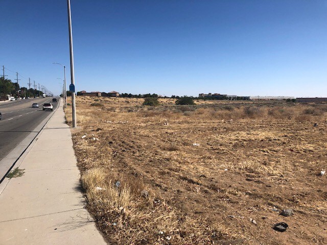 More Photos Of 10th St W, Palmdale Land For Sale