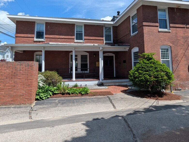 More Photos Of 41 Brook St, Manchester Office Residential For Sale