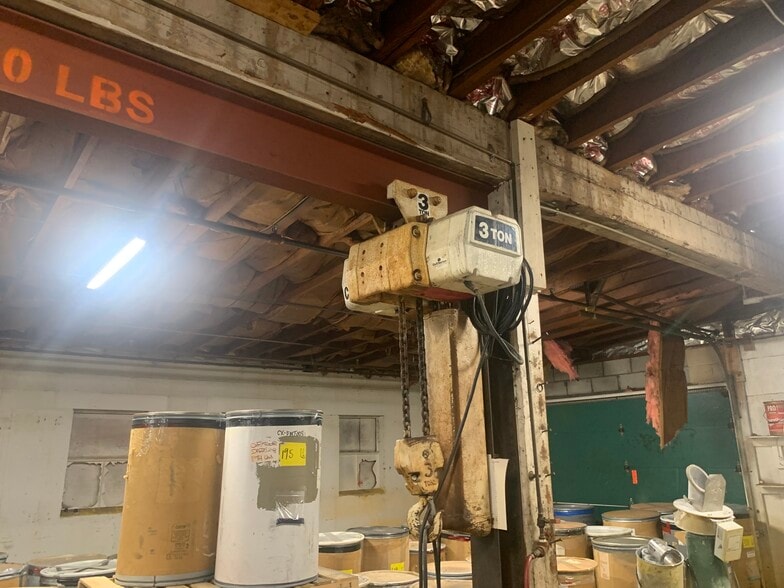 More Photos Of 62 Lakeview St, Leominster Warehouse For Sale