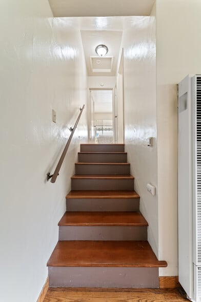 More Photos Of 1841-1843 Cedar St, Berkeley Apartments For Sale