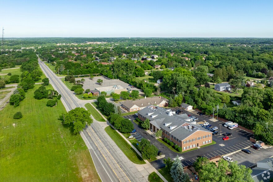 More Photos Of 41000 W 7 Mile Rd, Northville Office For Sale