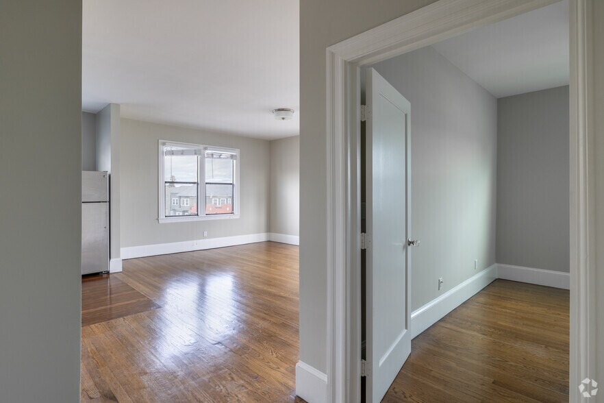 More Photos Of 1244 2nd Ave, Oakland Apartments For Sale