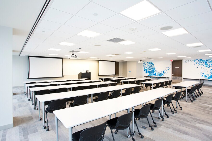 More Photos Of 1 PPG Pl, Pittsburgh Office For Lease