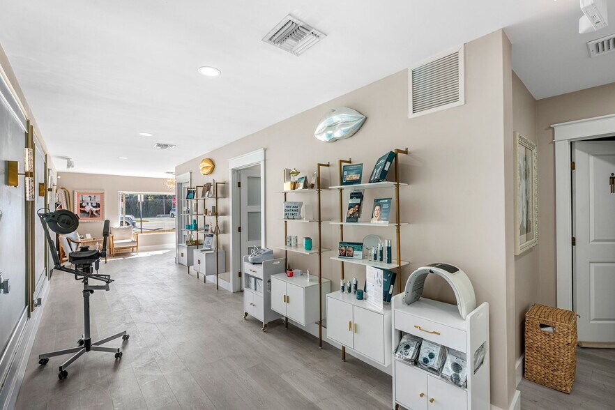 More Photos Of 9300 N A1A, Vero Beach Freestanding For Sale