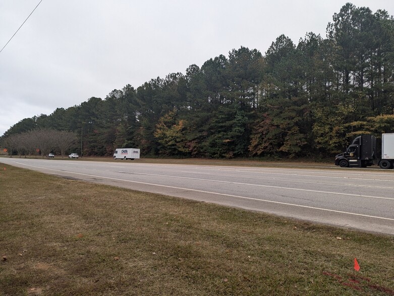 More Photos Of Peachtree Industrial Boulevard, Sugar Hill Land For Sale