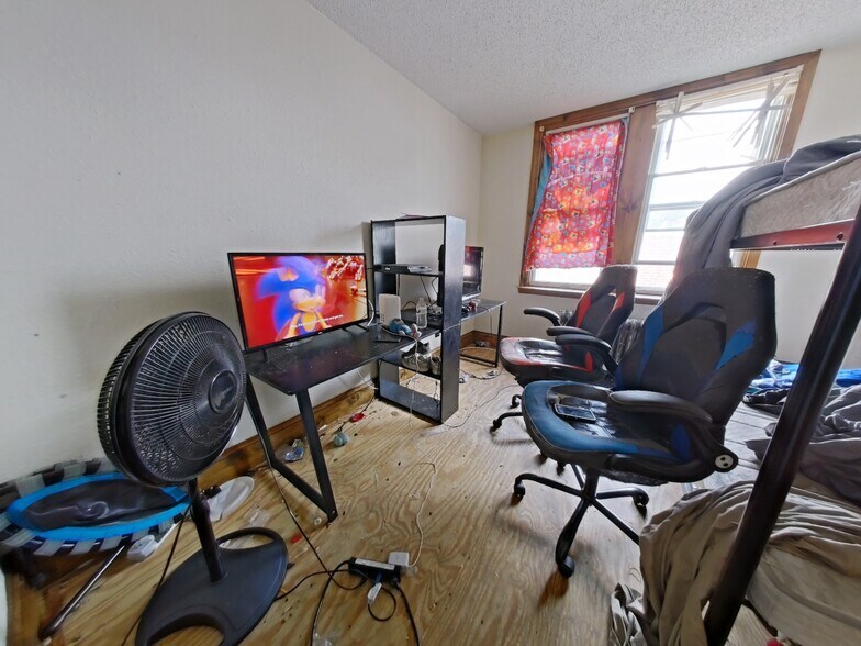 More Photos Of 2713 W Allegheny Ave, Philadelphia Multifamily For Sale