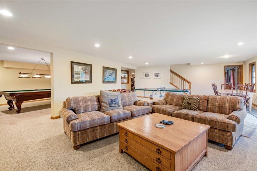 More Photos Of 251 Pratt Bridge Rd, Jamaica Specialty For Sale