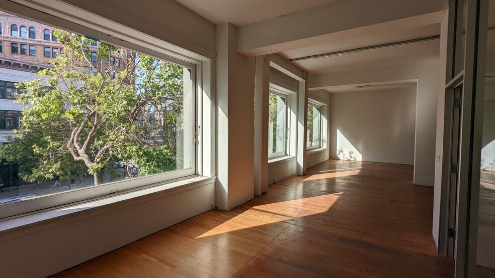 More Photos Of 1011-1013 Market St, San Francisco Storefront Retail Office For Lease
