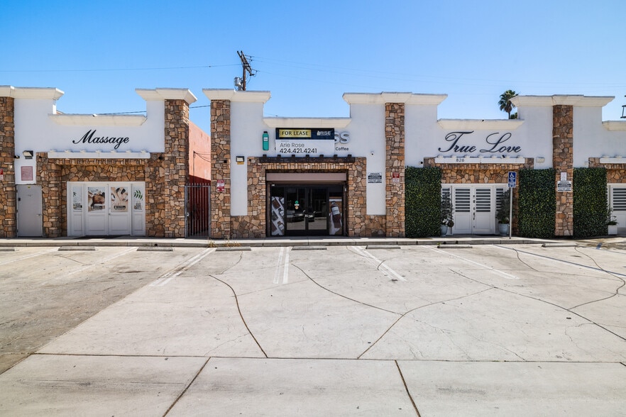 Primary Photo Of 834 S La Brea Ave, Los Angeles Storefront For Lease
