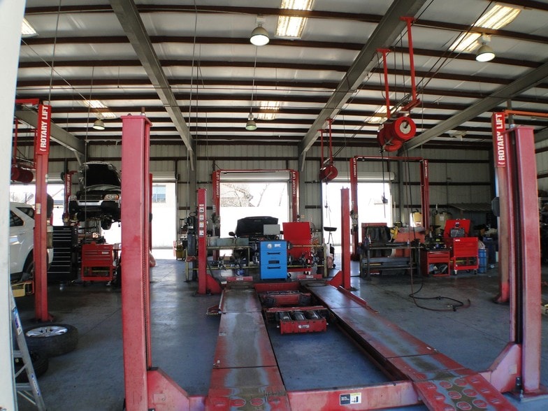 More Photos Of 11239 Veterans Memorial Dr, Houston Auto Repair For Sale