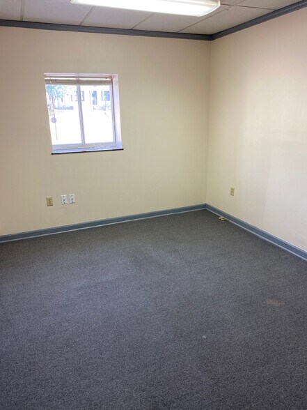 More Photos Of 3329-3337 Dayton-Xenia Rd, Dayton General Retail For Sale