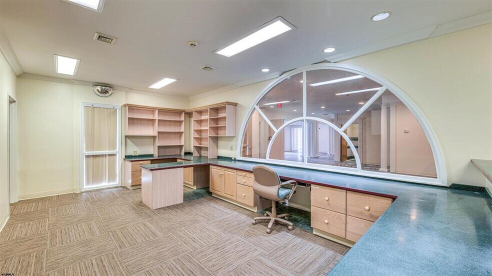 More Photos Of 301 Central Ave, Egg Harbor Township Unknown For Lease