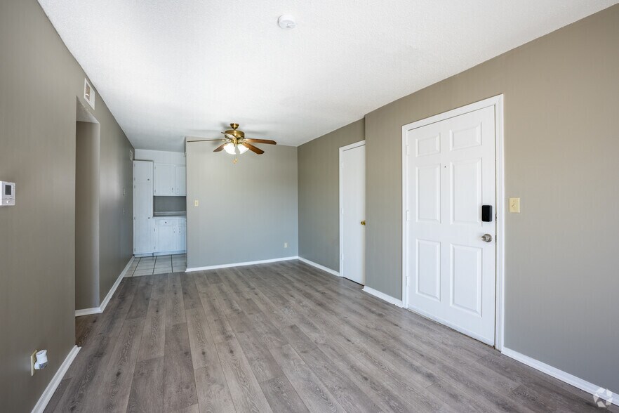 More Photos Of 12407 E 43rd St S, Independence Apartments For Sale